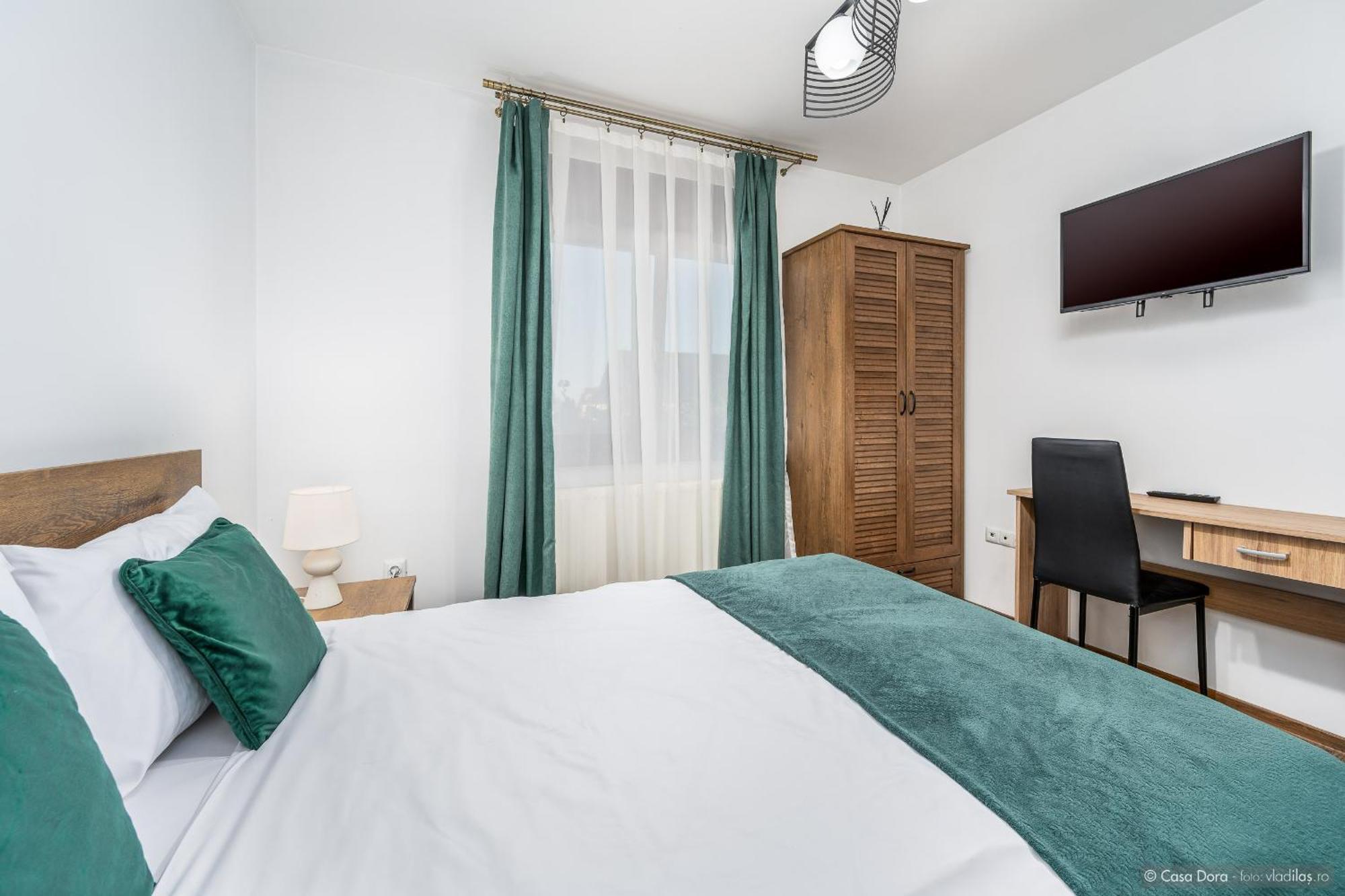 Casa Dora Hotel Szucsáva Kültér fotó